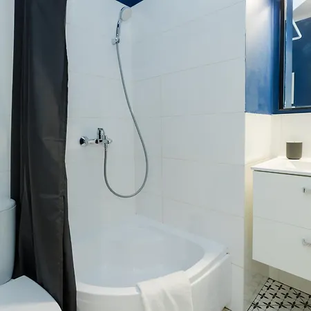 Stadion Narodowy Unit Apartmentmini Super Lokalizacja Przy Metro Ministudio With Private Banthroom * Varsó