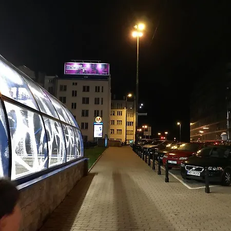 Apartment Stadion Narodowy Mini Studio: Metro-adjacent Warsaw