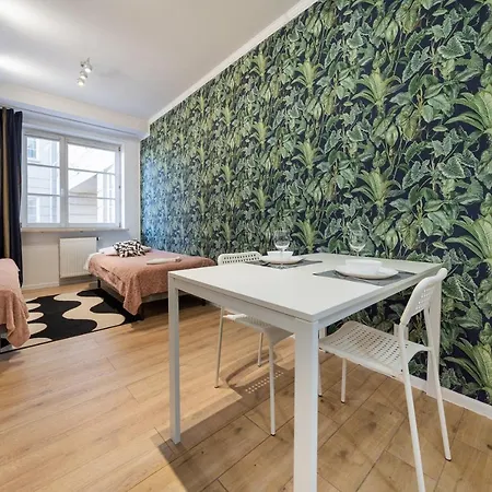 Appartamento Stadion Narodowy Unit Apartmentmini Super Lokalizacja Przy Metro Ministudio With Private Banthroom
