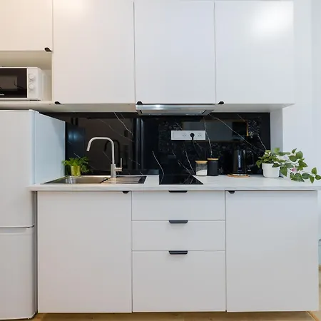 Stadion Narodowy Unit Apartmentmini Super Lokalizacja Przy Metro Ministudio With Private Banthroom Daire