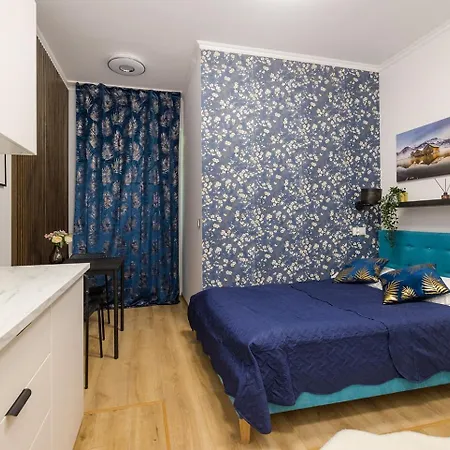 Daire Stadion Narodowy Unit Apartmentmini Super Lokalizacja Przy Metro Ministudio With Private Banthroom Varşova