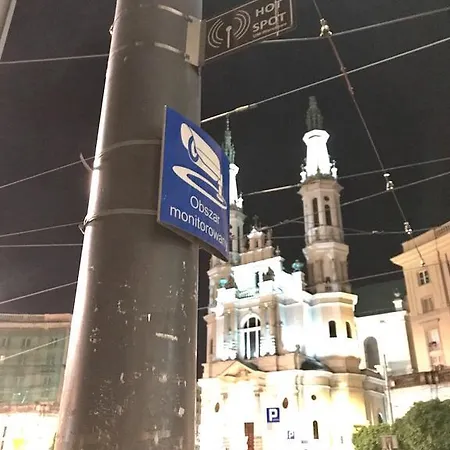 Daire Stadion Narodowy Unit Apartmentmini Super Lokalizacja Przy Metro Ministudio With Private Banthroom *