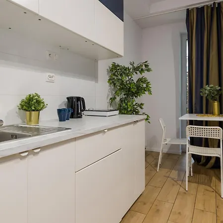 Stadion Narodowy Unit Apartmentmini Super Lokalizacja Przy Metro Ministudio With Private Banthroom * Warschau